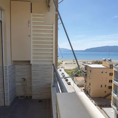 Side Comfort Flat 5 * Vlorë