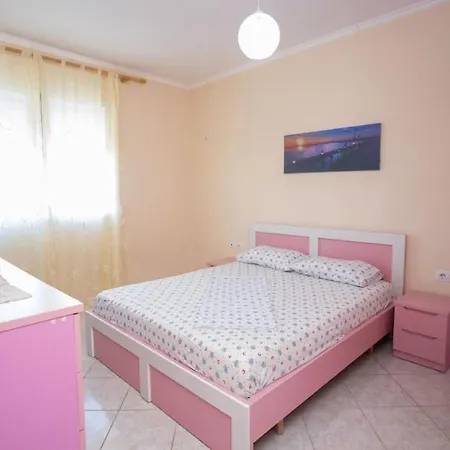 Apartment Side Comfort Flat 5 *
